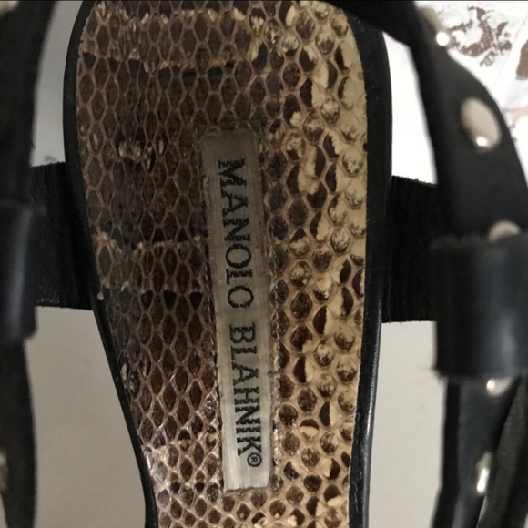 Manolo Blahnik Black Leather Studded High Heels - Picture 3 of 6